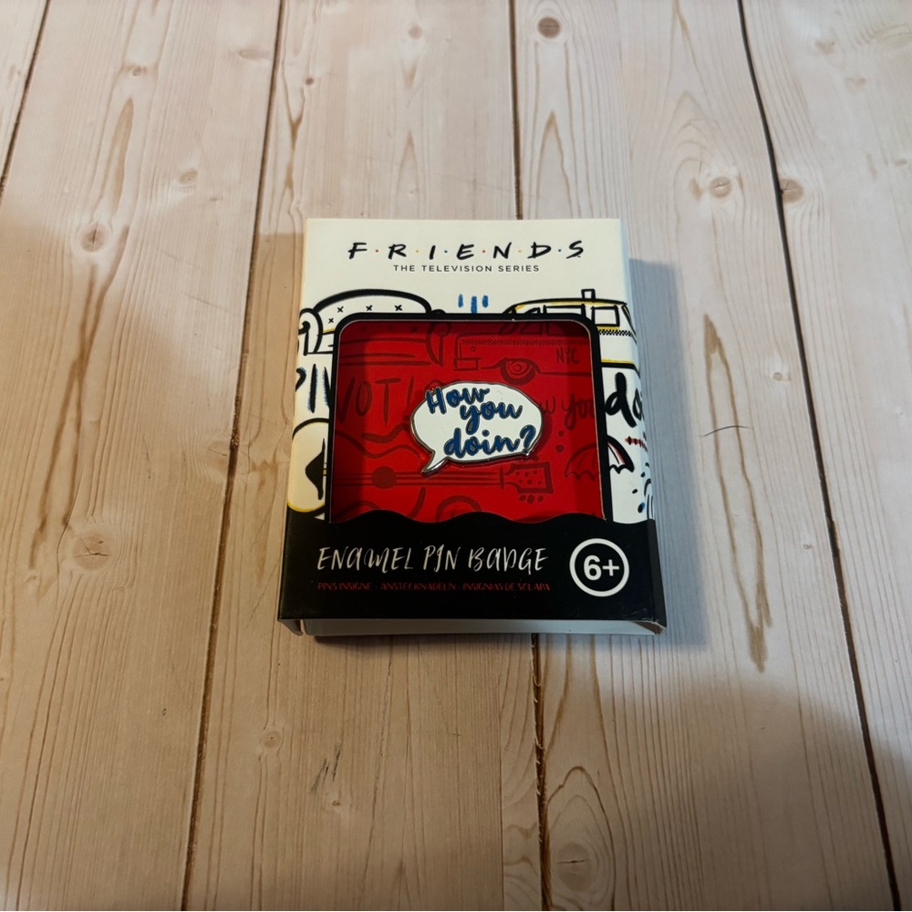 Friends “How You Doin’?” Enamel Pin Badge Paladone NEW